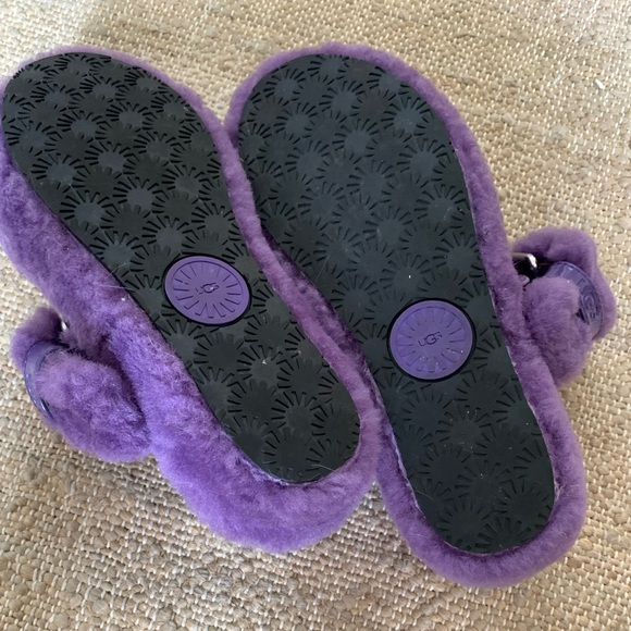 UGG Fuzz Yeah Sandals in Violet Bloom - Picture 7 of 8
